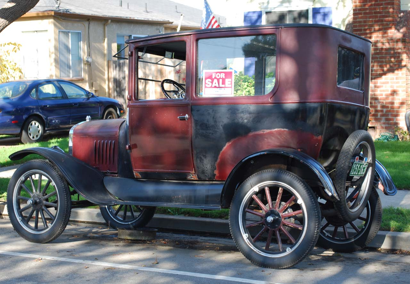 Illustration for article titled 1924 Ford Model T Tudor